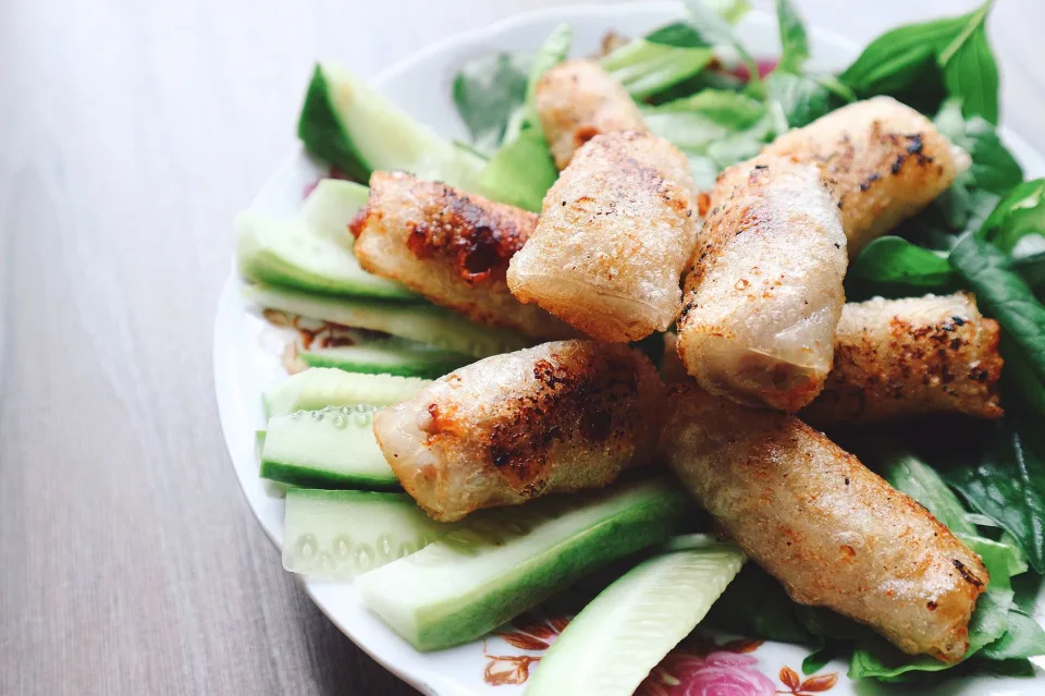 Nồi nước dùng nấu mỗi sáng